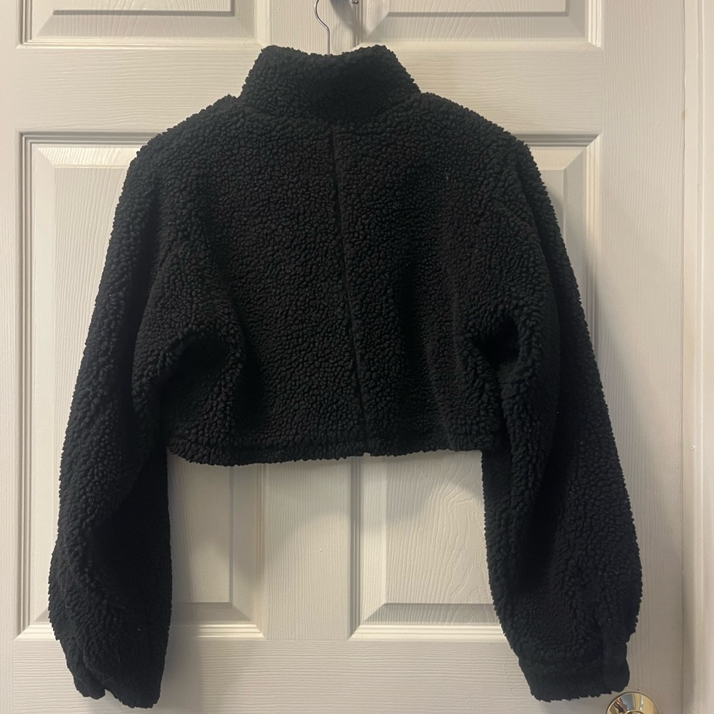 JLUXLABEL Women’s Black Cropped Teddy Jacket. Snap Closure. Size Small. Cozy - Picture 2 of 6